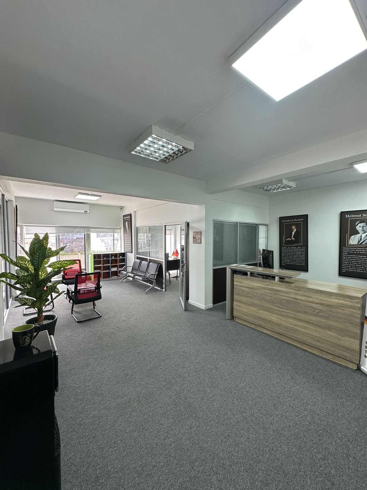 WhatsApp Image 2026-04-08 at 15.35.00 (4)